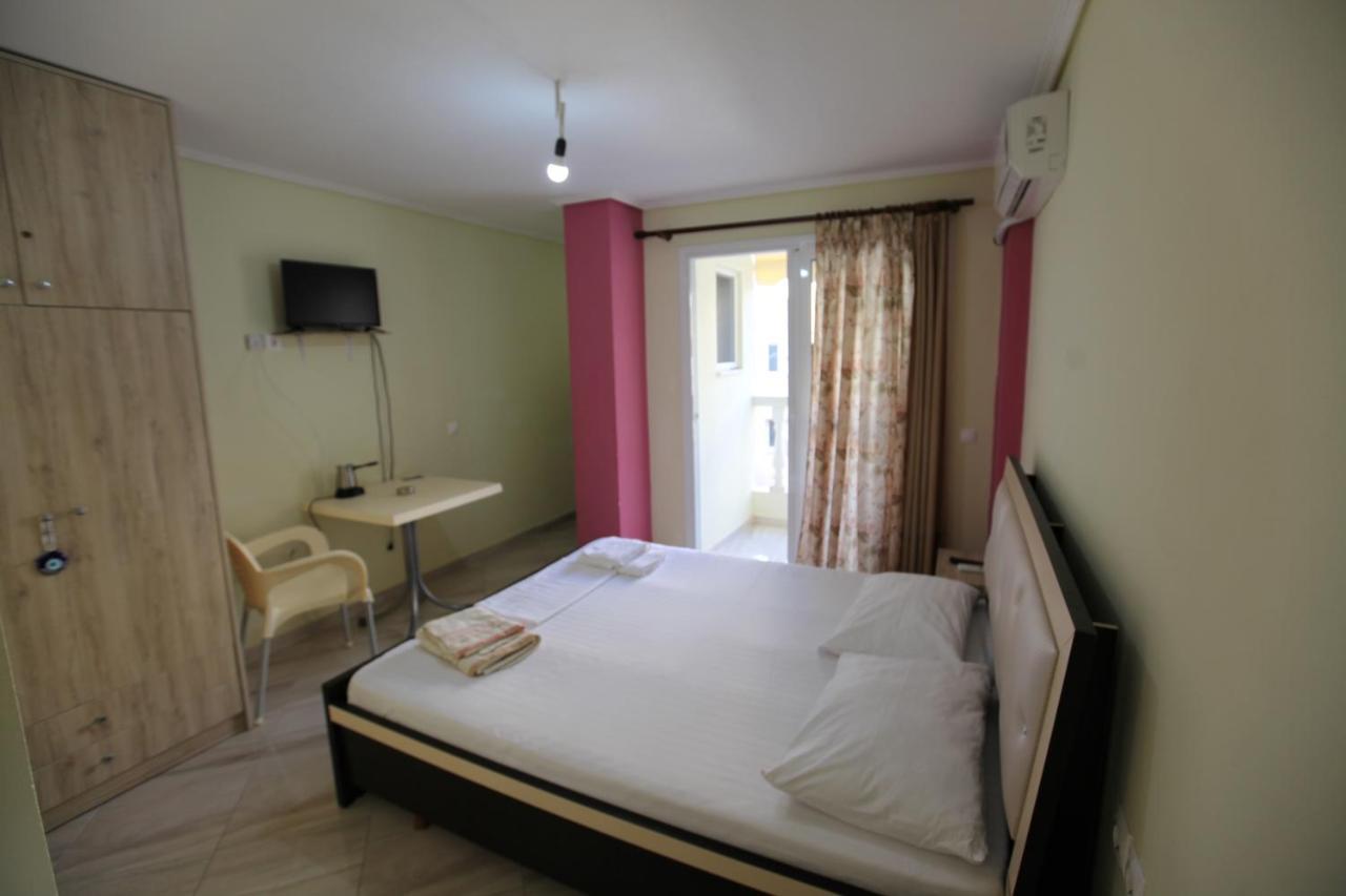 Angjelo Apartments Sarande Exterior photo